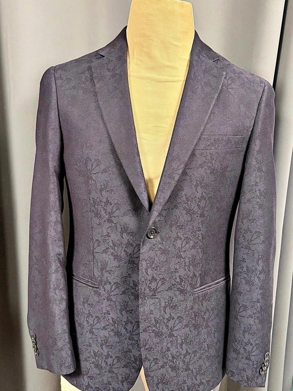 Alfani Floral Slim Fit Sport Coat in Gray Like New